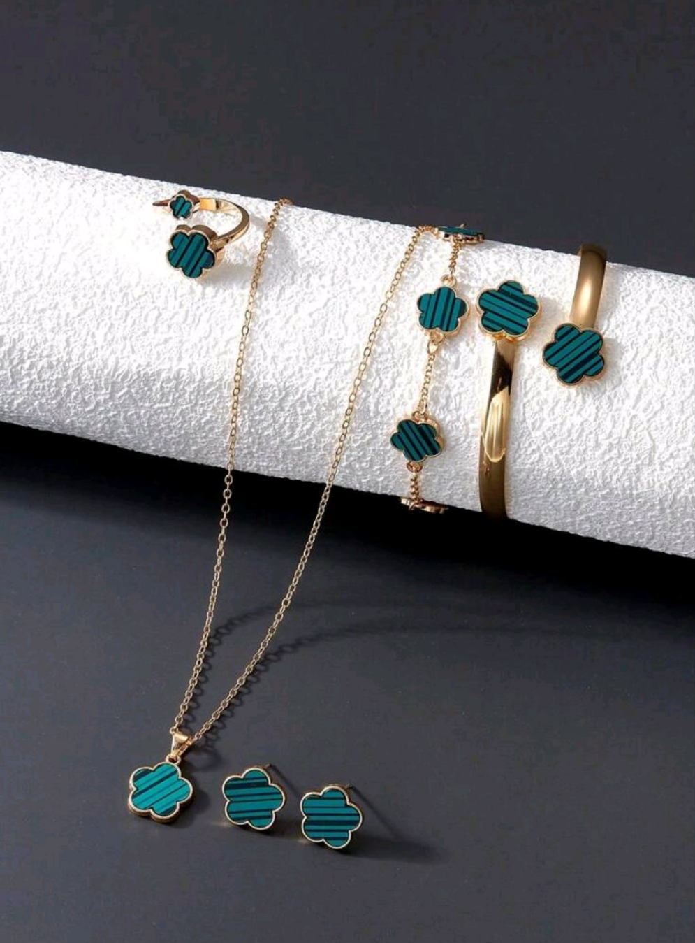 6pcs/Set Fashion Five Leaf Floral Lucky Earrings, Necklace, Bracelet, Ring Jewelry Set
